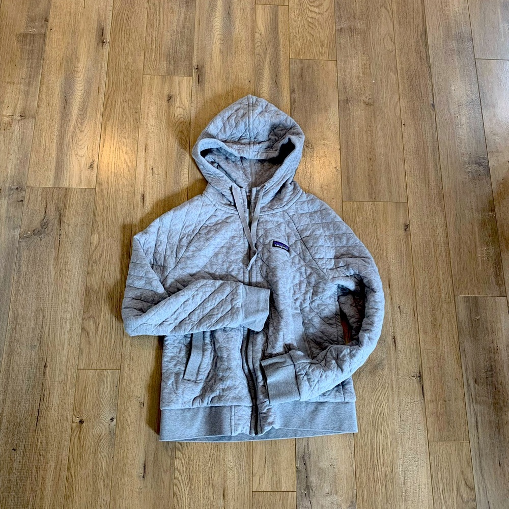 Gray Women’s S Patagonia Zip-up